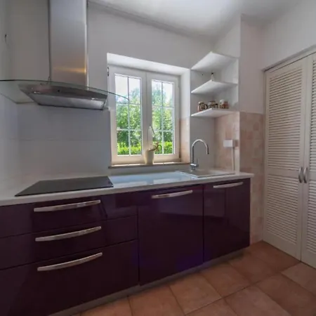 Apartmán Three Bedroom With Balcony Opric