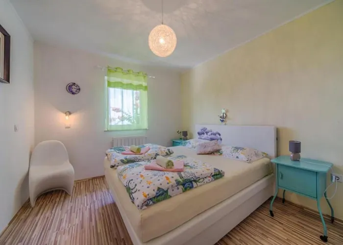 Apartament Three Bedroom With Balcony *