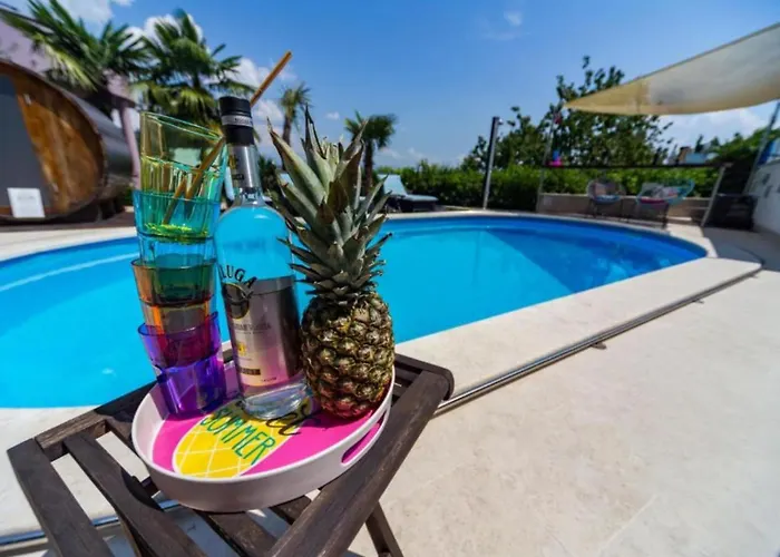 Three Bedroom With Balcony Apartament *